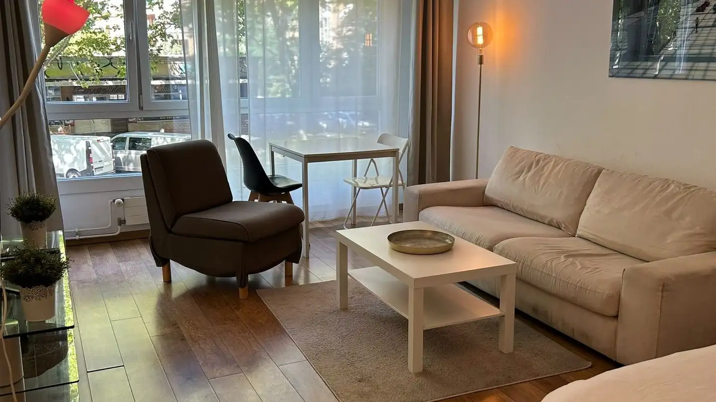 Apartment for rent - 1203 Genève - Photo 2