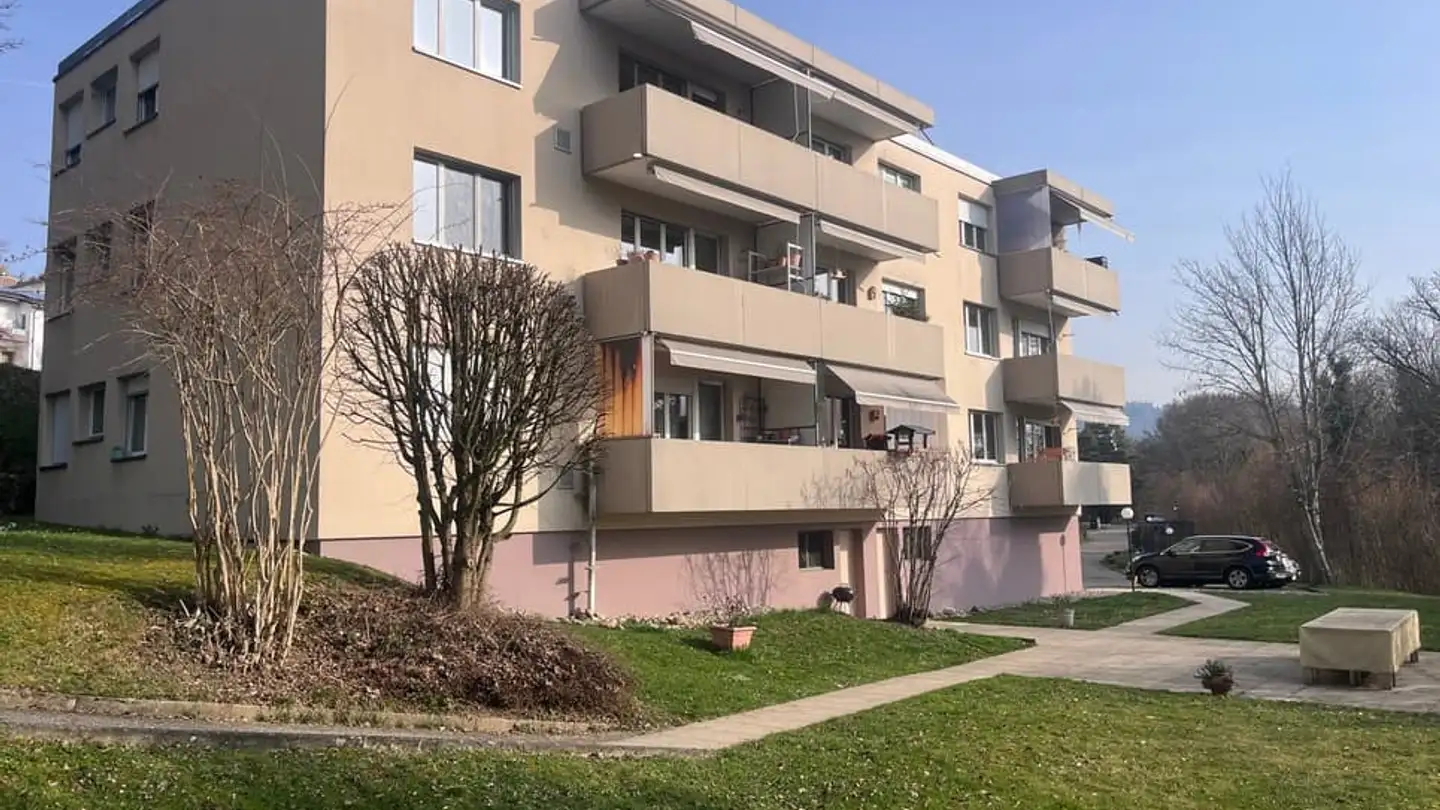 Residential building for sale - 2533 Evilard