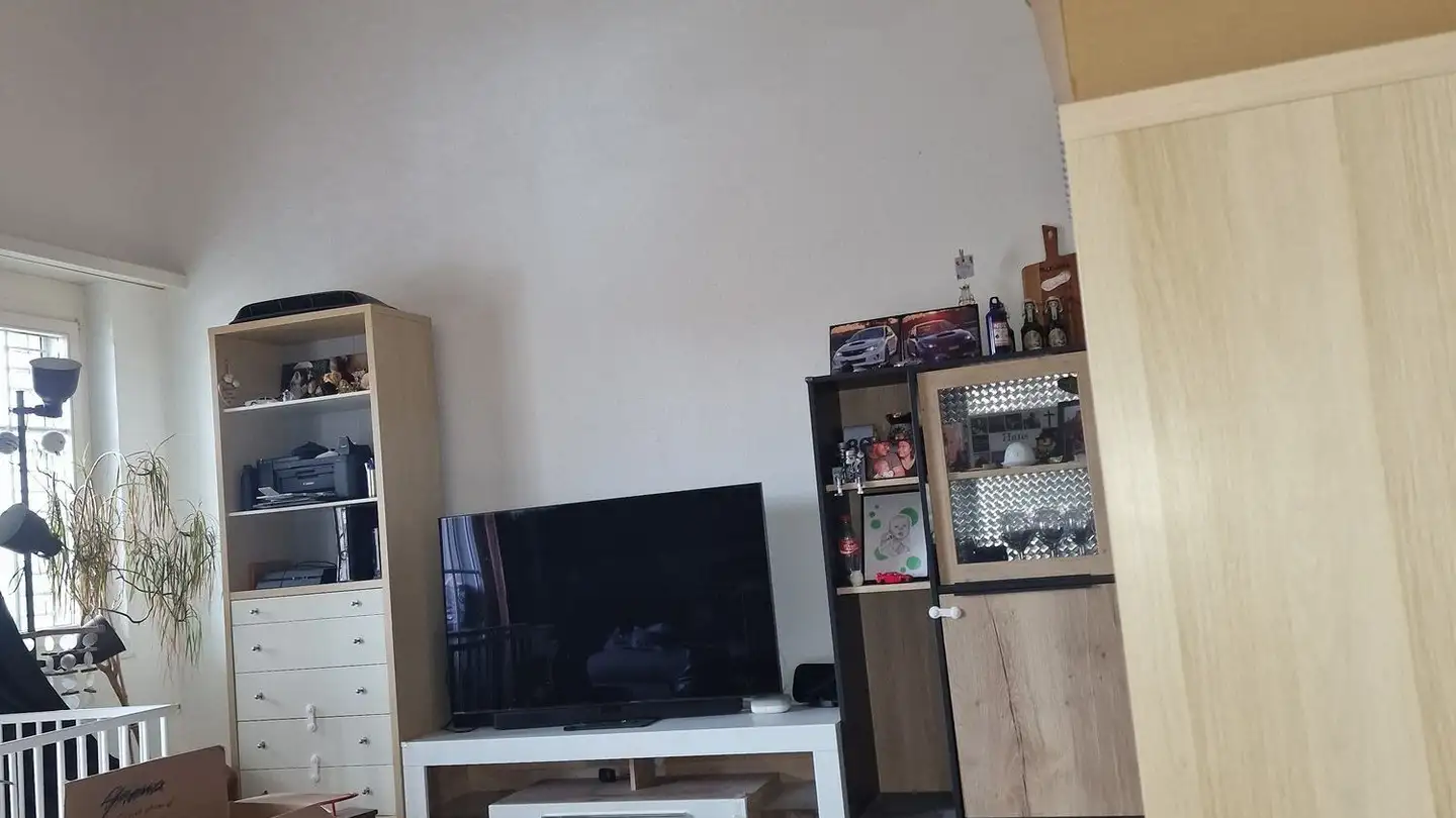 Attique à louer - Weinlandstrasse 2, 8451 Kleinandelfingen