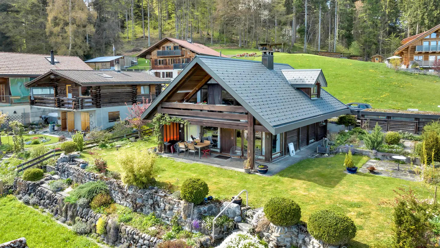 Cave house for sale - Standweg, 3665 Wattenwil
