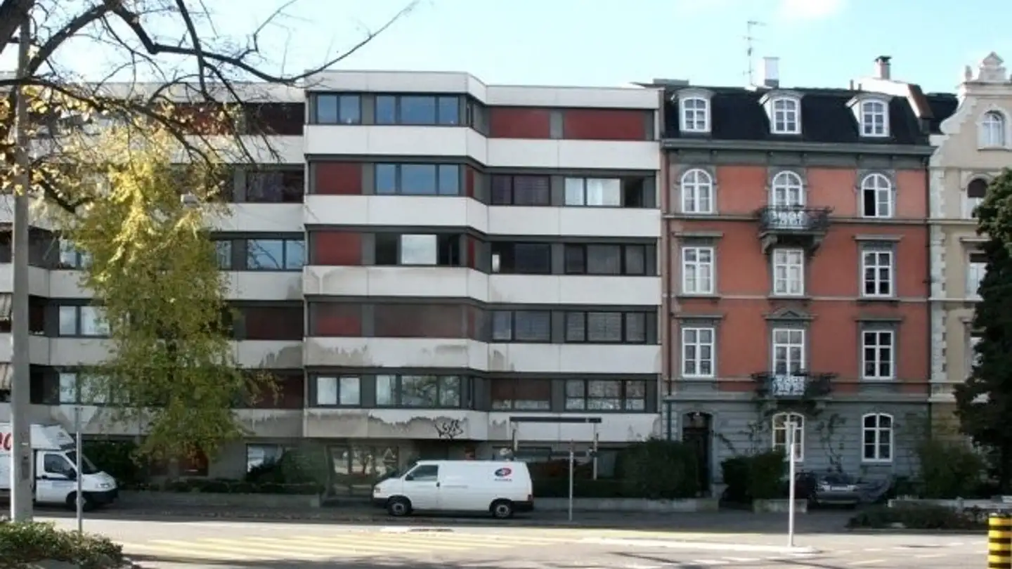 Tiefgaragenstellplatz mieten - Reinacherstrasse 8, 4053 Basel