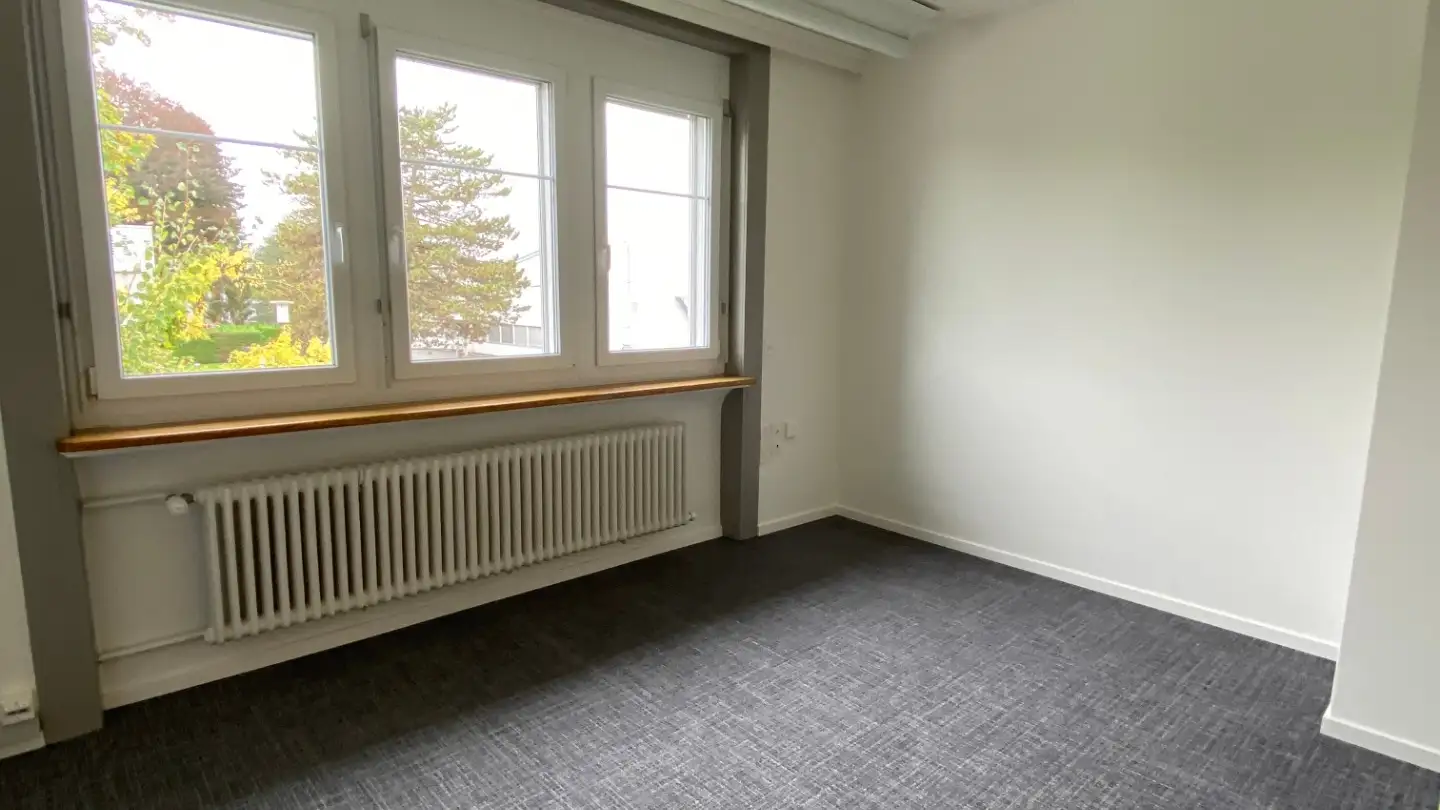 Office space for rent - Walderstrasse 125, 8630 Rüti ZH - Photo 3