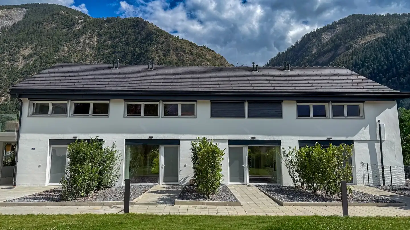 Duplex for sale - 1908 Riddes