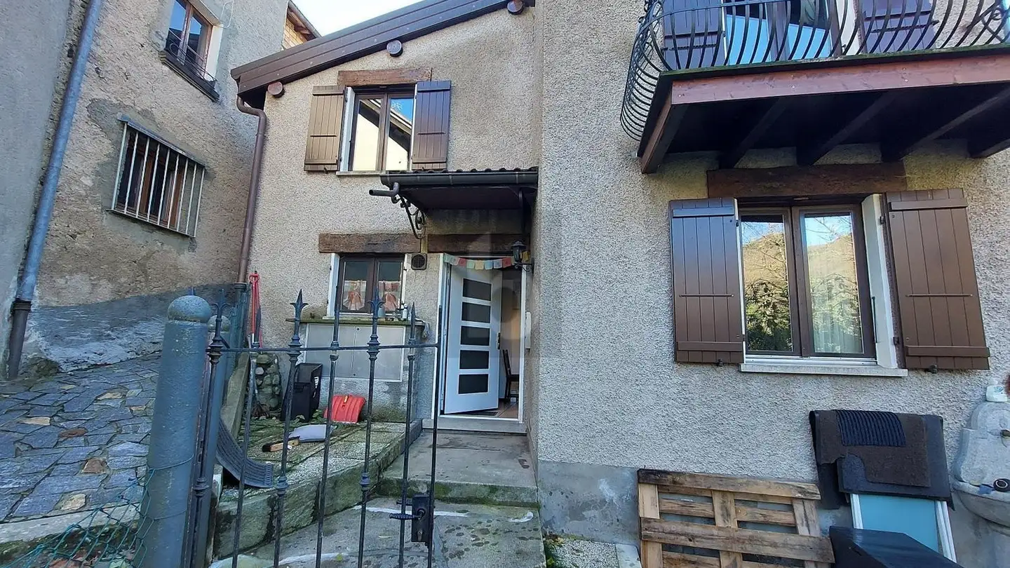 Casa singola in vendita - Strada Ai Morin De Piandera, 6959 Maglio di Colla