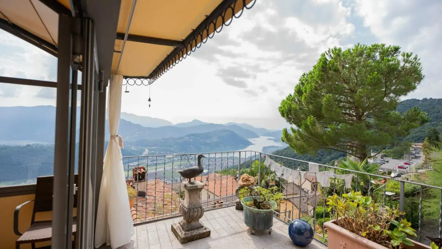 Villa à vendre - 6936 Cademario