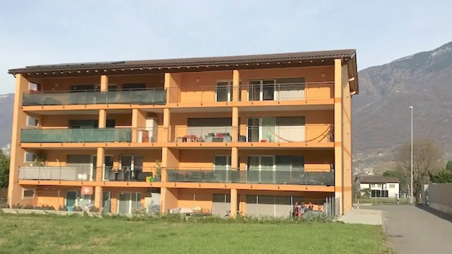 Wohnung mieten - Via Chiosso 10b, 6572 Quartino