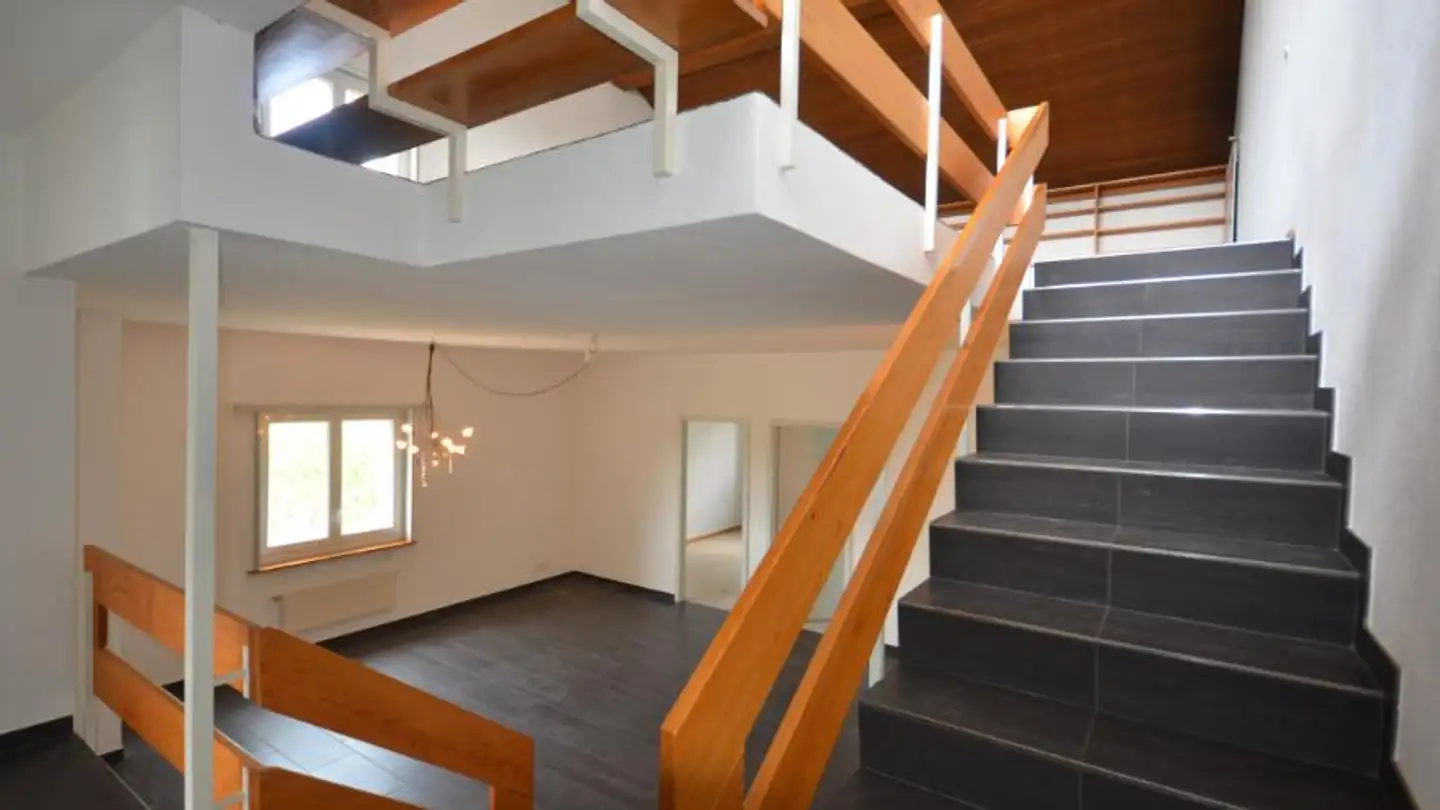 Attique à vendre - 2068 Hauterive NE