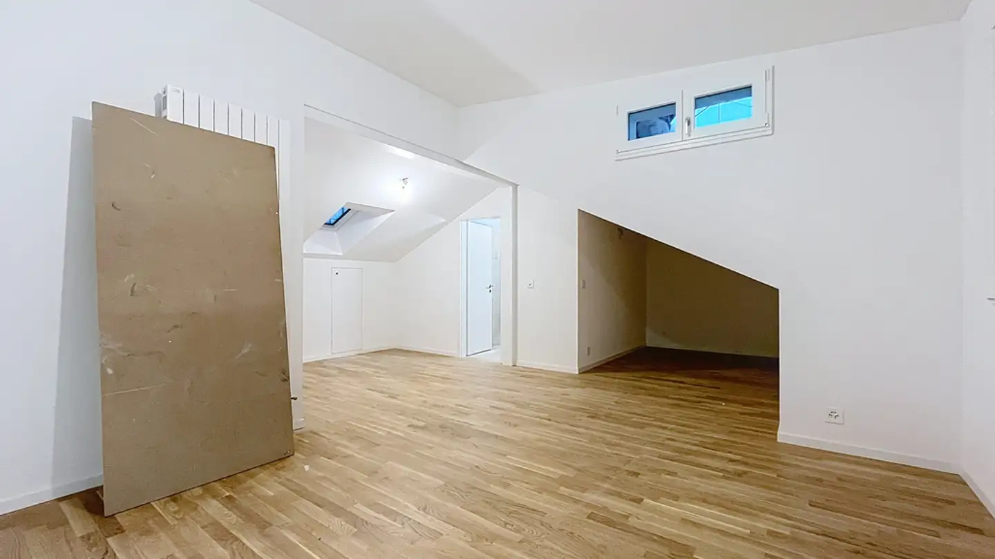 Attique à louer - Rue Du Simplon 33, 1800 Vevey - Photo 2