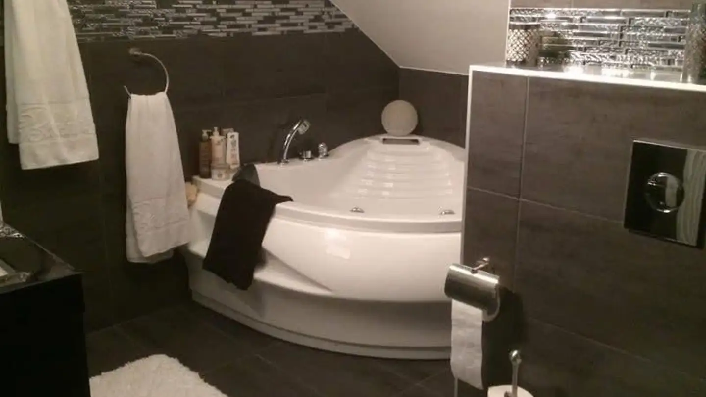 Penthouse for rent - Chemin De La Croix 4, 1070 Puidoux - Photo 2