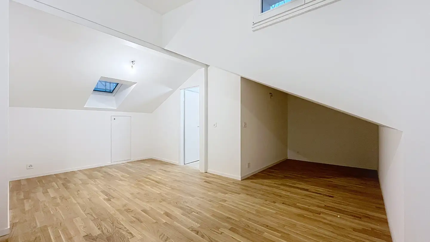 Attique à louer - Rue Du Simplon 33, 1800 Vevey - Photo 3