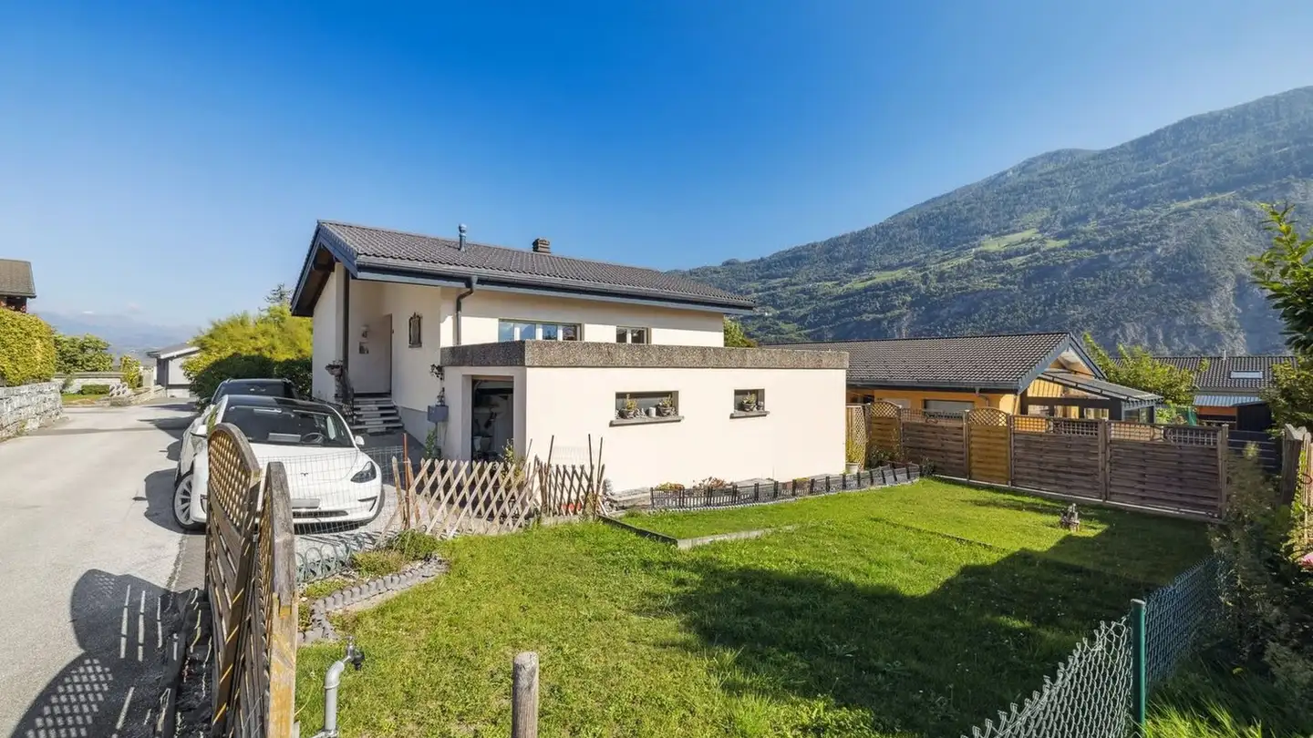 Single house for sale - 1955 St-Pierre-de-Clages - Photo 2