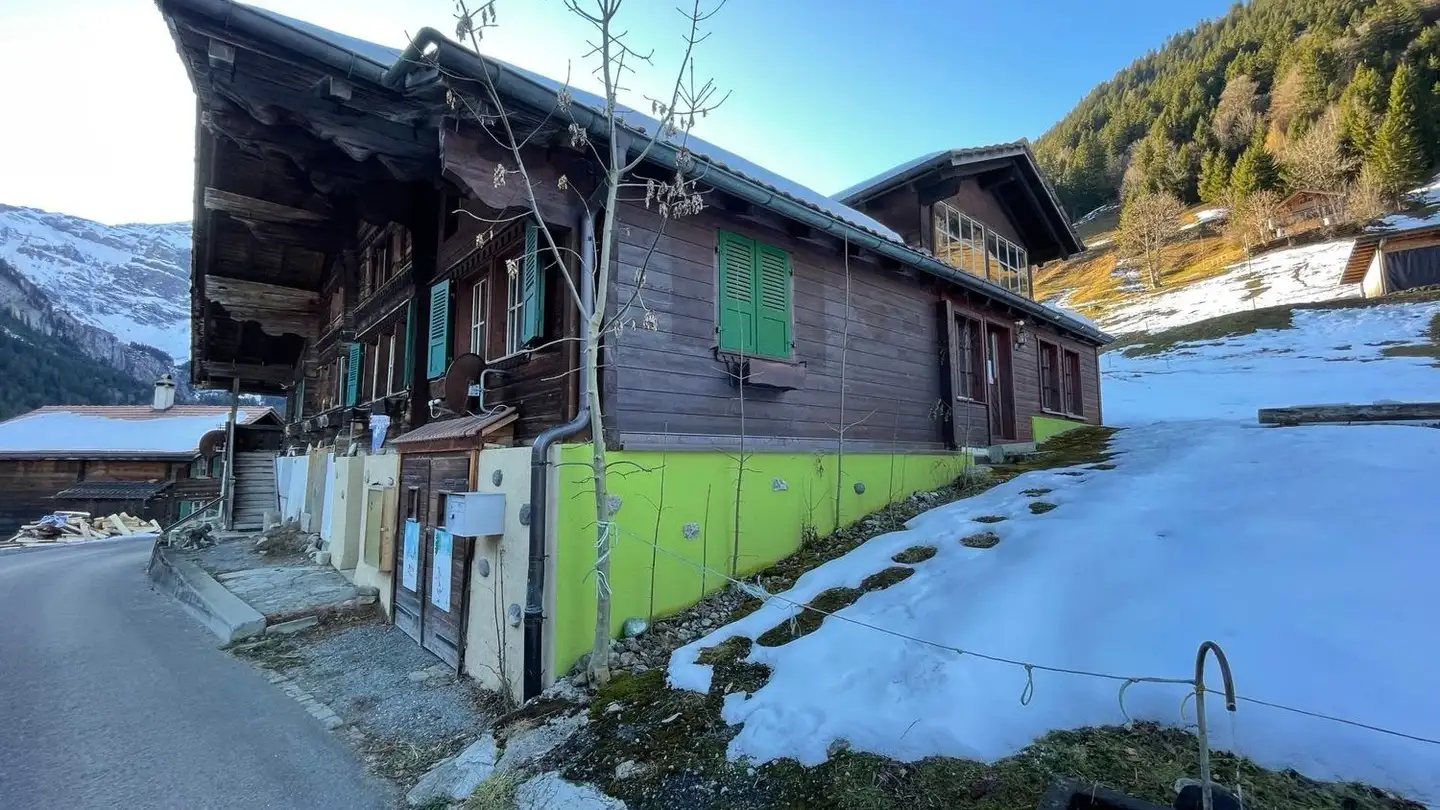 Casa bifamiliare in vendita - Bühl 85, 3813 Saxeten