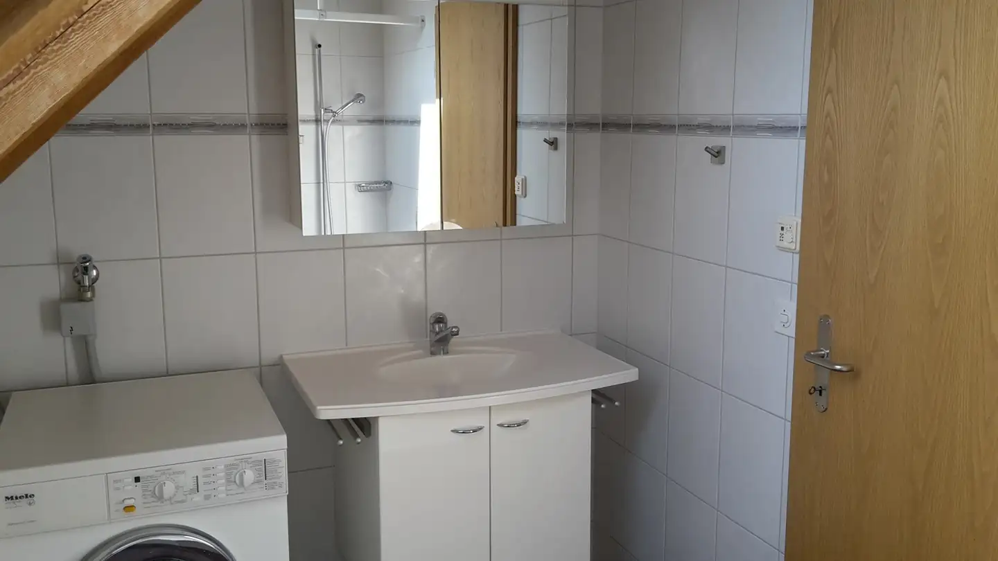 Appartamento in affitto - Schönenbühl, 3179 Kriechenwil - Photo 3