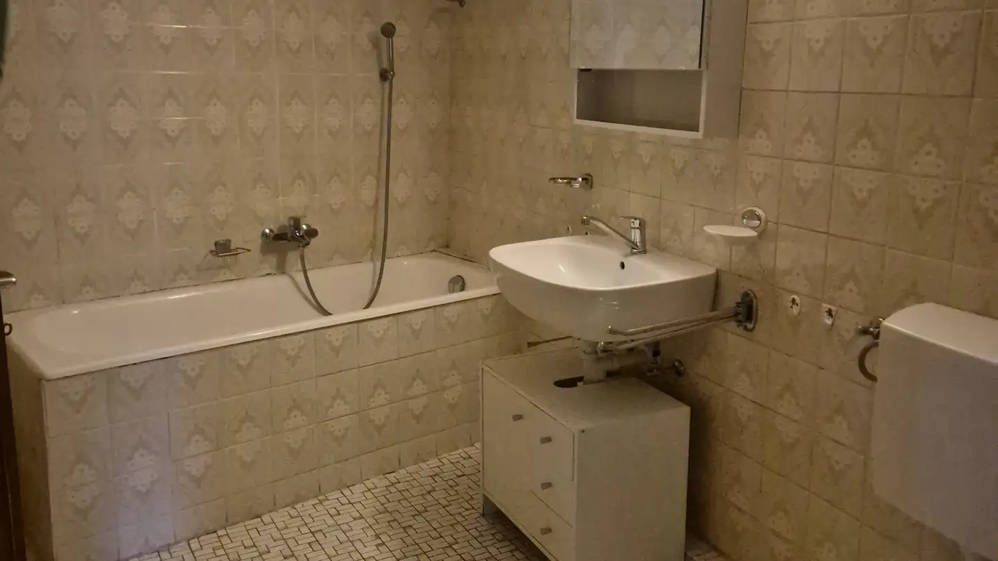 Apartment for rent - 3952 Susten - Photo 4