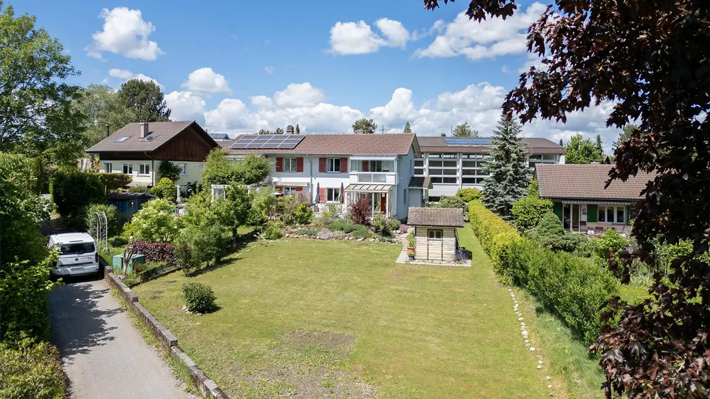Casa bifamiliare in vendita - Laubbergweg 46, 3053 Münchenbuchsee