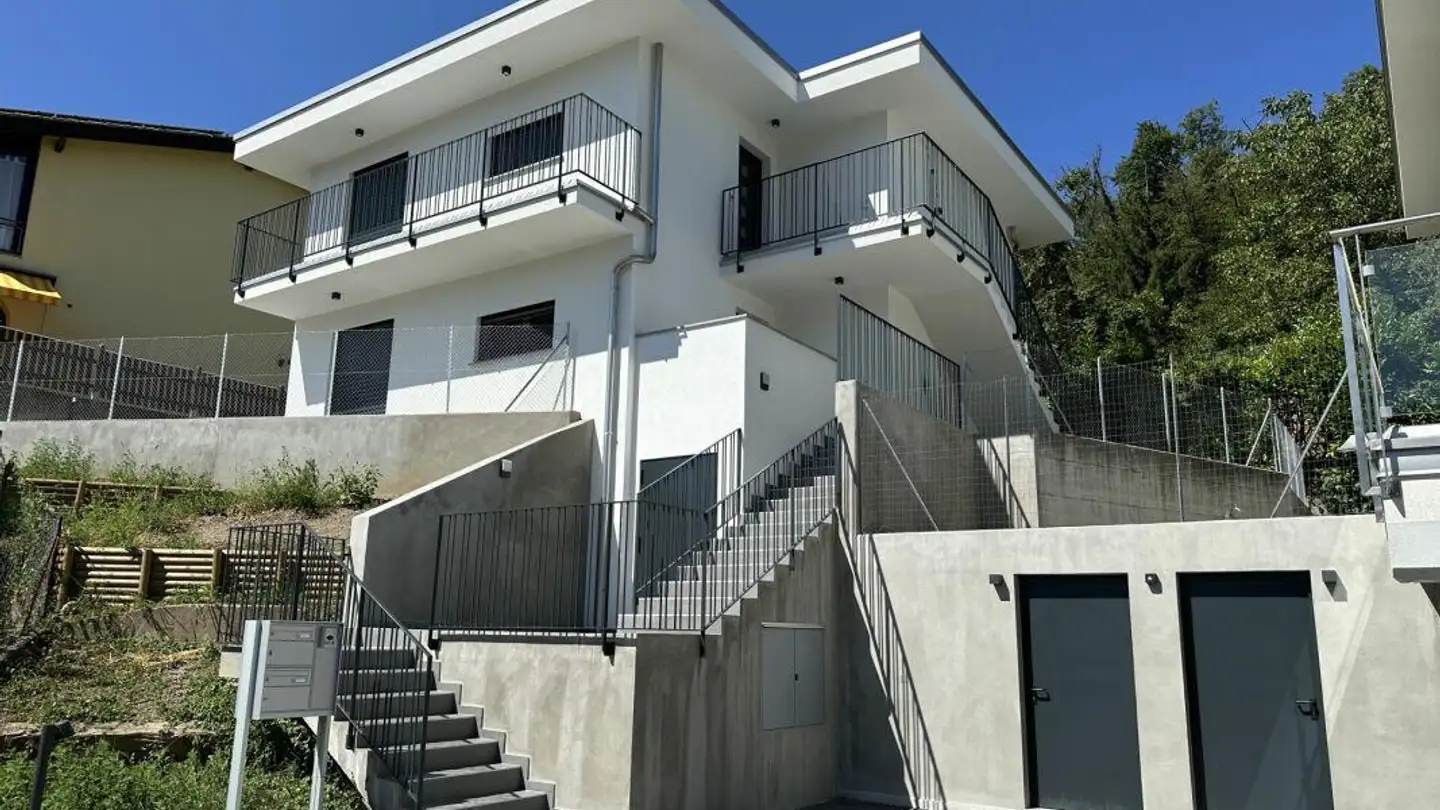 Appartement en terrasse à vendre - 6864 Arzo