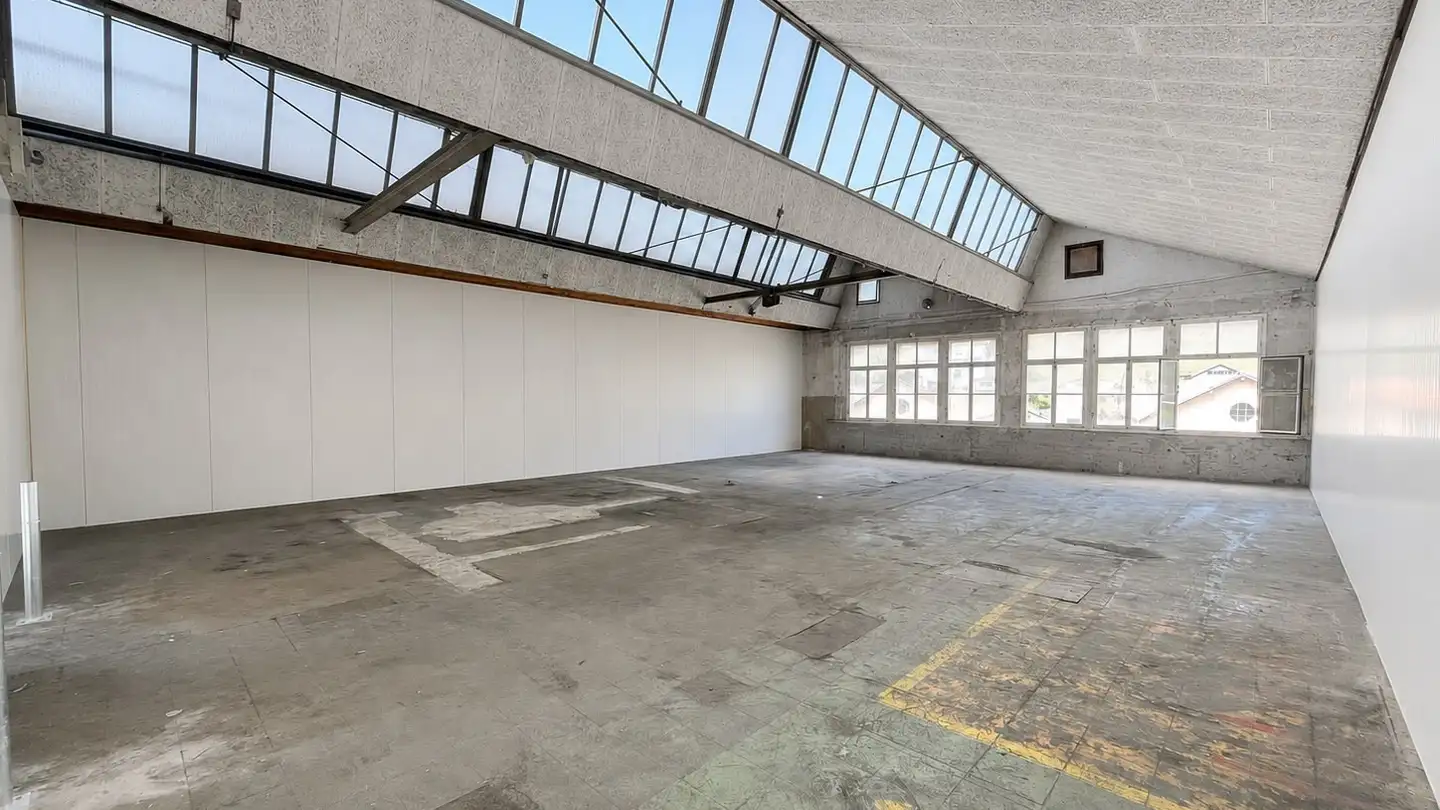Commercial for rent - 2882 St-Ursanne