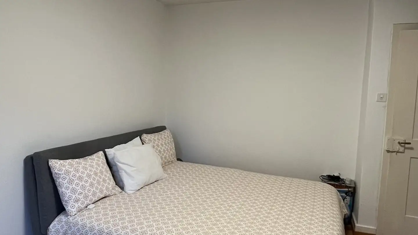 Single room for rent - Hohlstrasse 617, 8048 Zürich