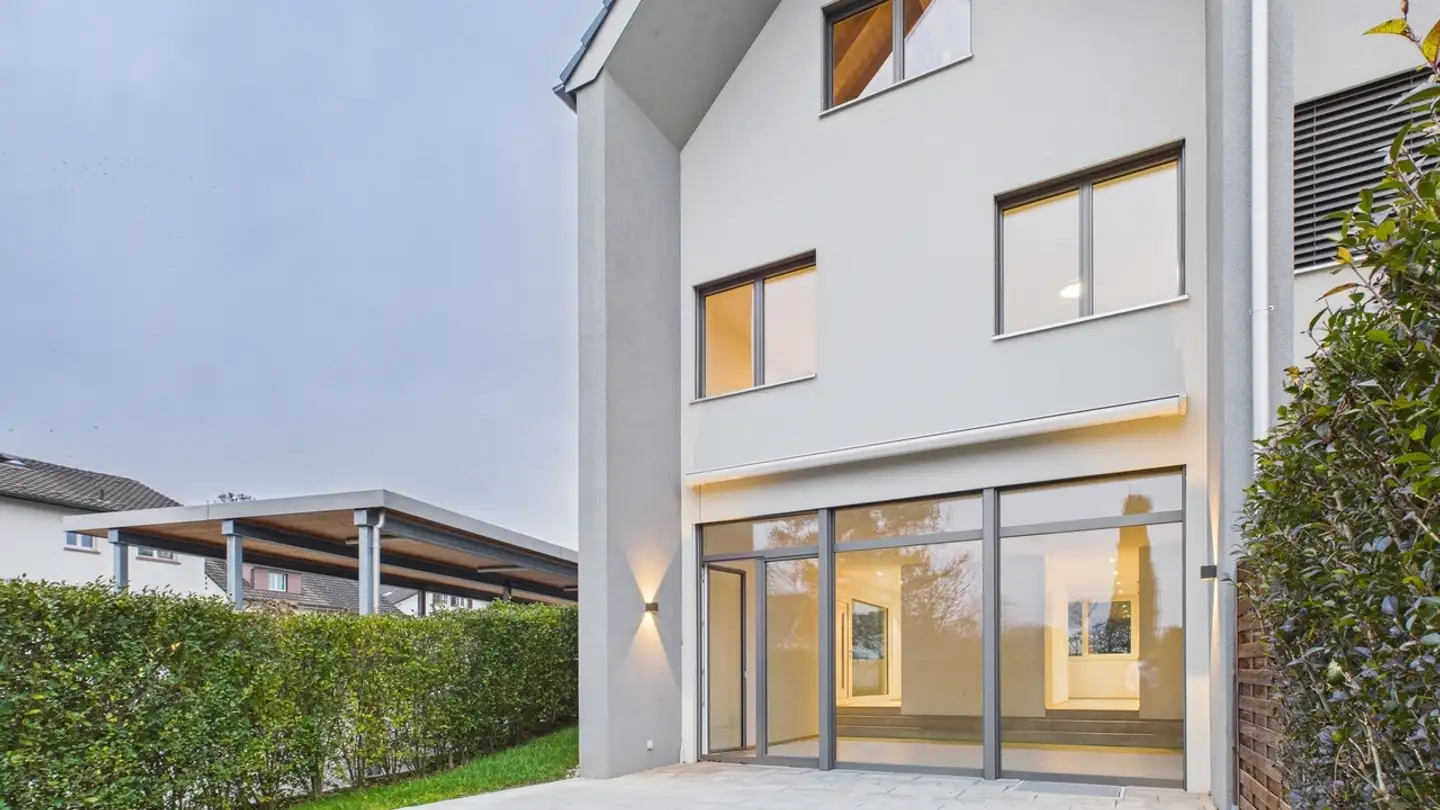 Reihenhaus mieten - 4123 Allschwil