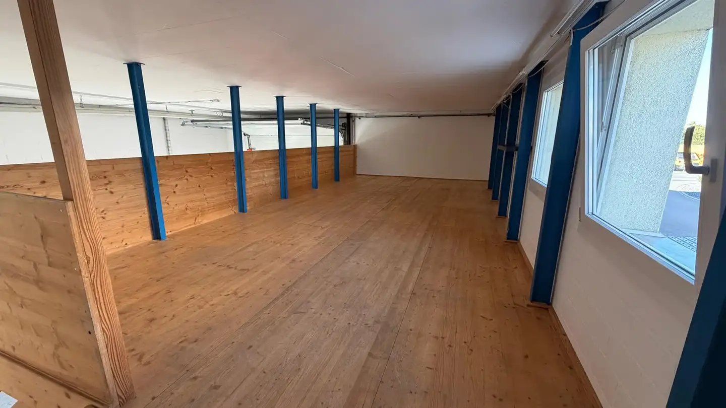 Commercial for rent - Industriestrasse 2, 9535 Wilen b. Wil - Photo 2