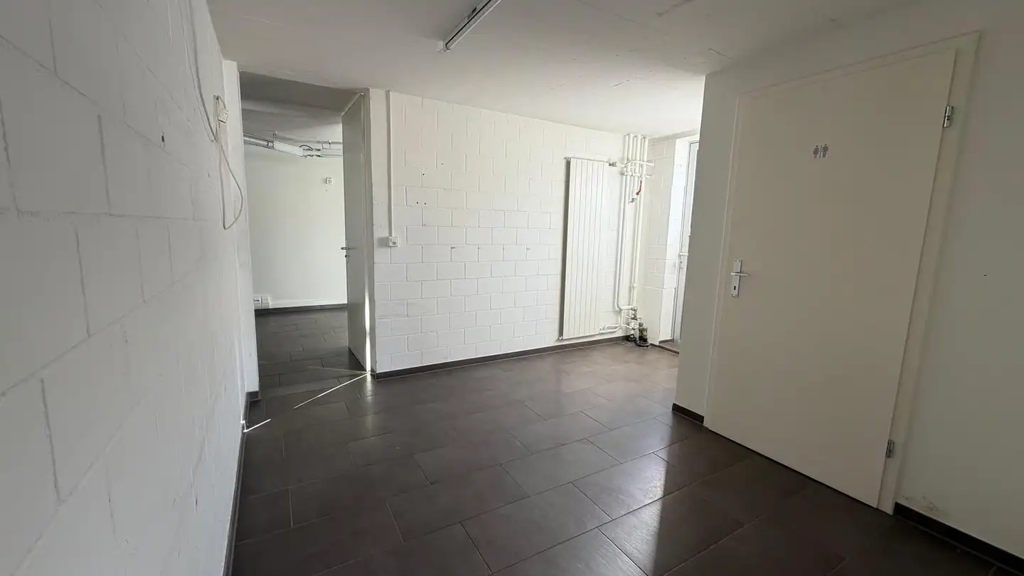 Commercial for rent - Industriestrasse 2, 9535 Wilen b. Wil - Photo 4