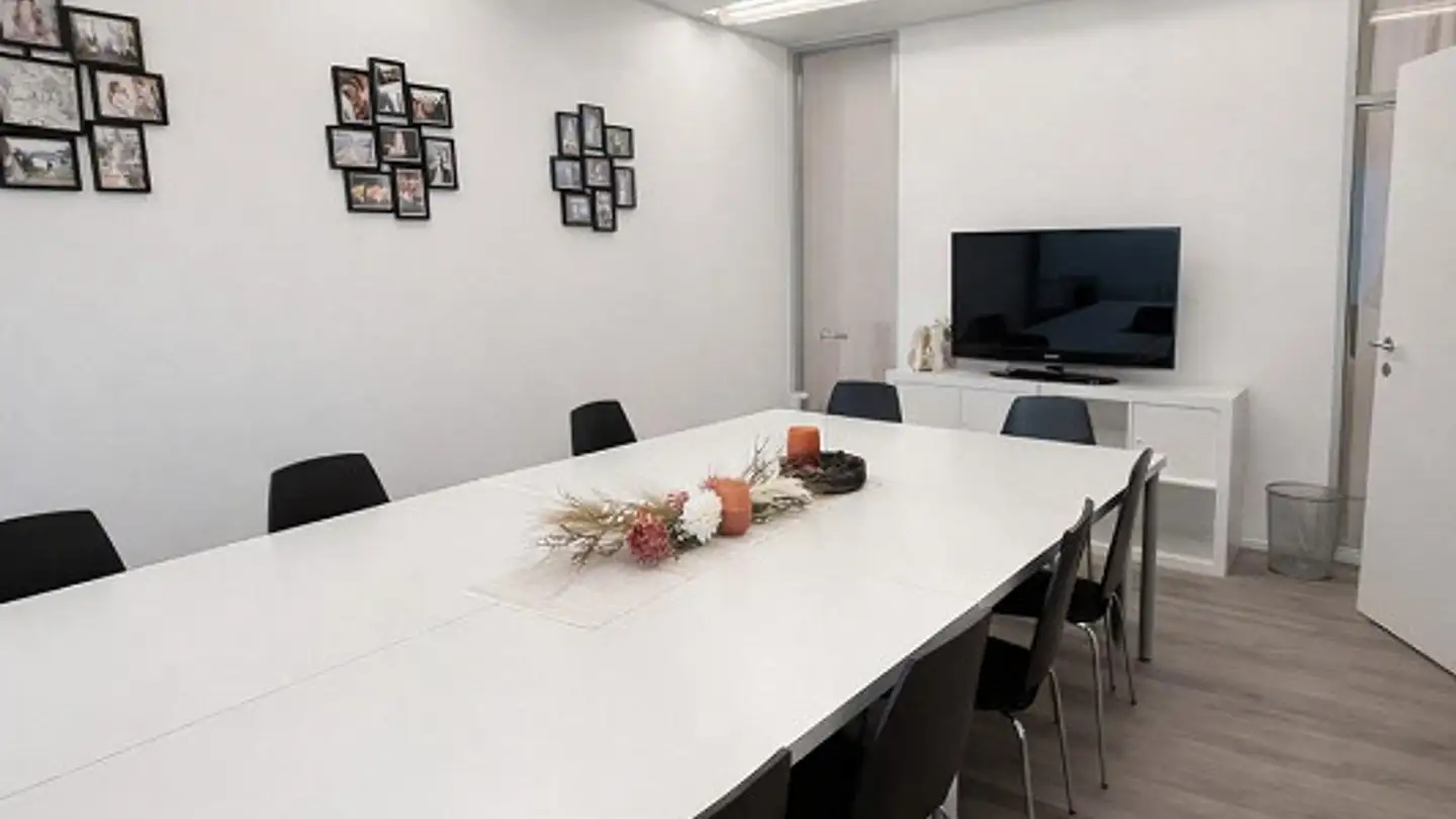 Gewerbe mieten - Schönenbergstrasse 72, 8820 Wädenswil - Foto 4