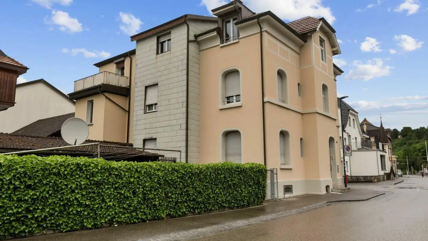 Residential building for sale - Tramstrasse 38, 4142 Münchenstein