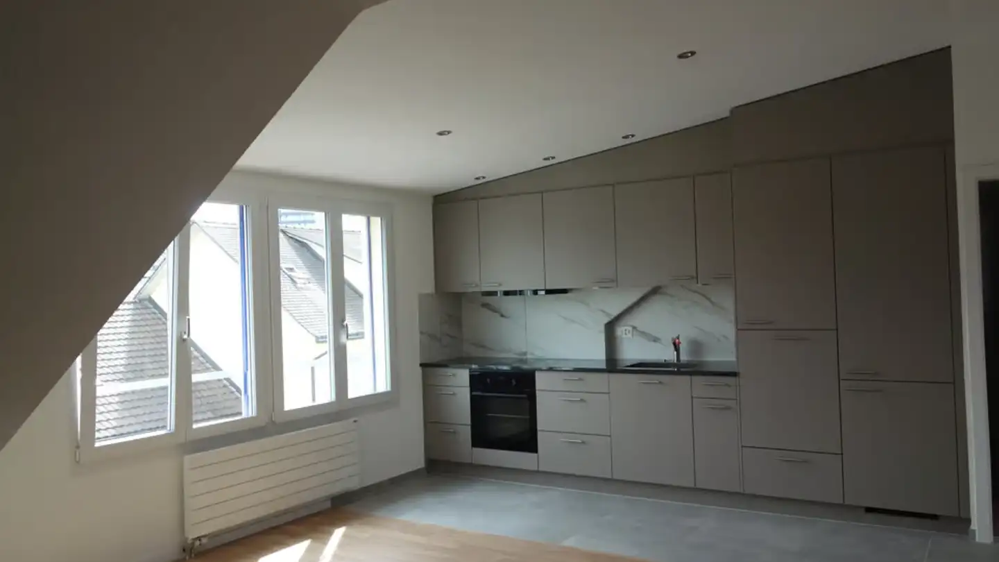 Apartment for rent - Crêt-Des-Fleurs / Blumenrain 3, 2503 Biel/Bienne - Photo 2