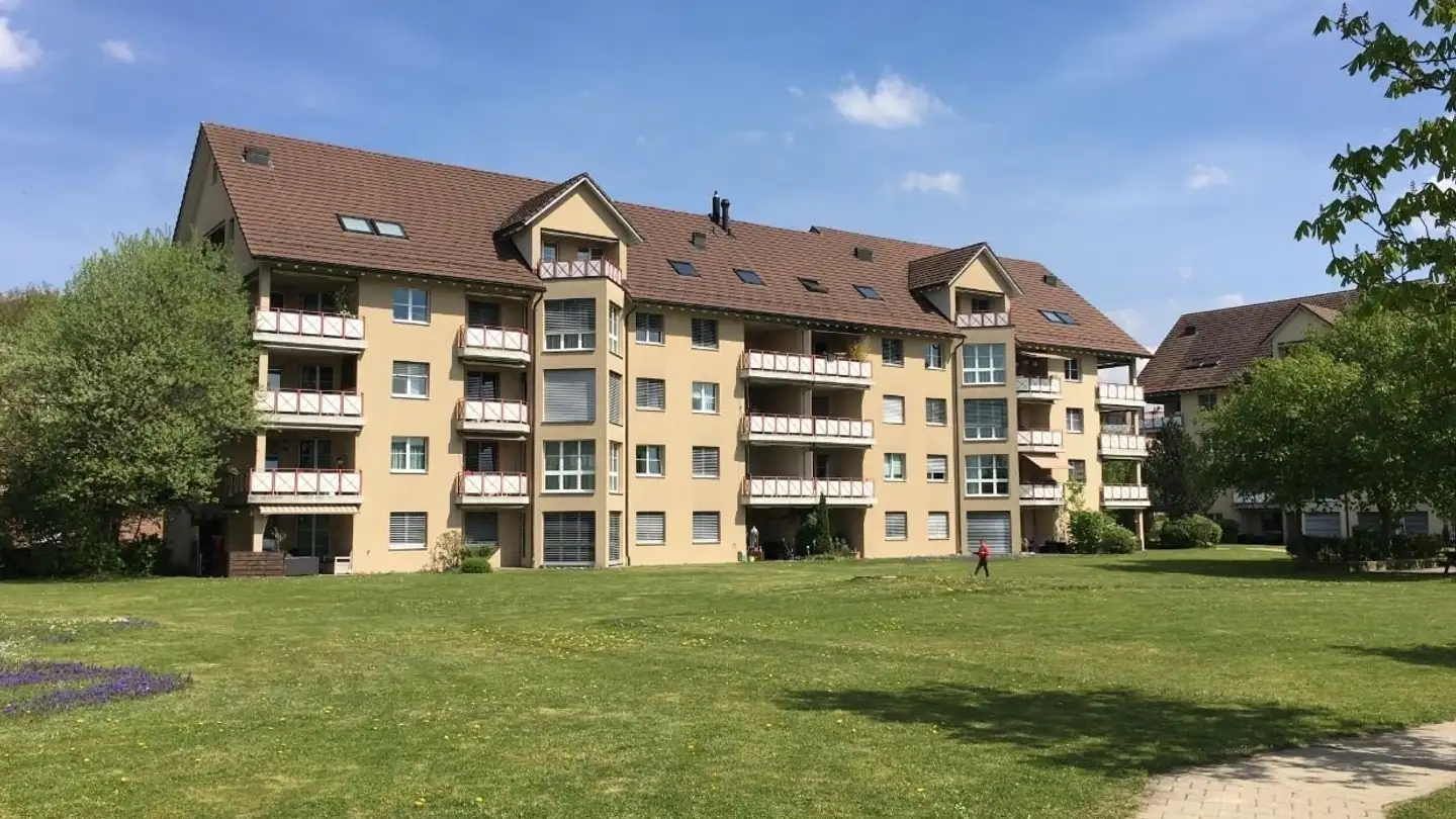 Dachgeschosswohnung mieten - Oberlandstrasse 64, 8610 Uster - Foto 2