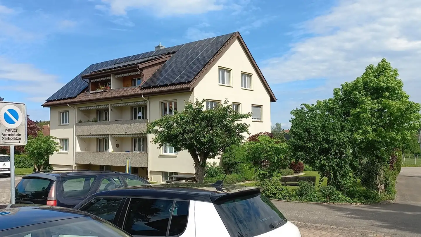 Parkplatz im Freien mieten - Grundweg 148, 4497 Rünenberg