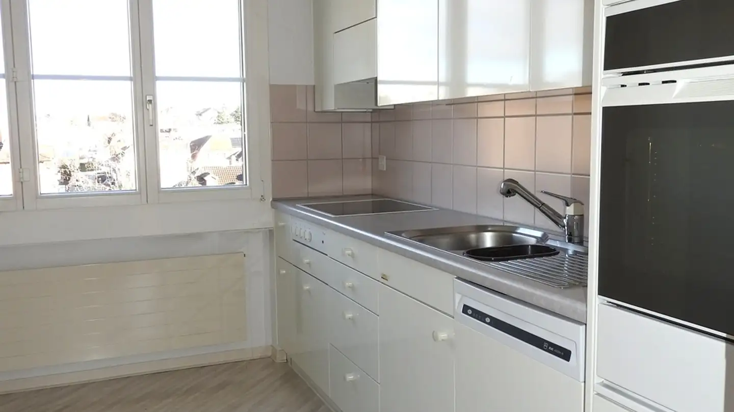 Attic flat for rent - Wisentalweg, 9230 Flawil - Photo 2