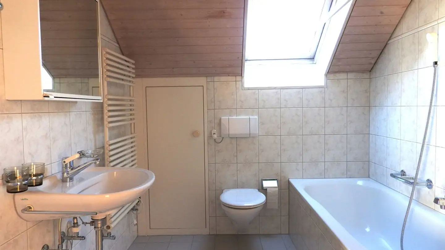 Attic flat for rent - Wisentalweg, 9230 Flawil - Photo 3