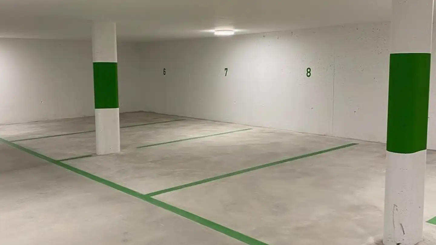 Underground parking space for rent - Im Oberen Boden 8, 8708 Männedorf - Photo 2