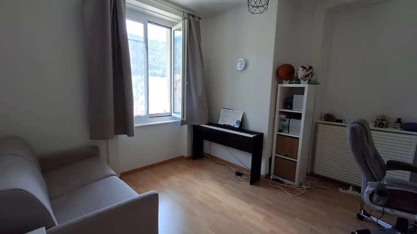 Apartment for rent - Rue Des Pontins 17, 2613 Villeret - Photo 4