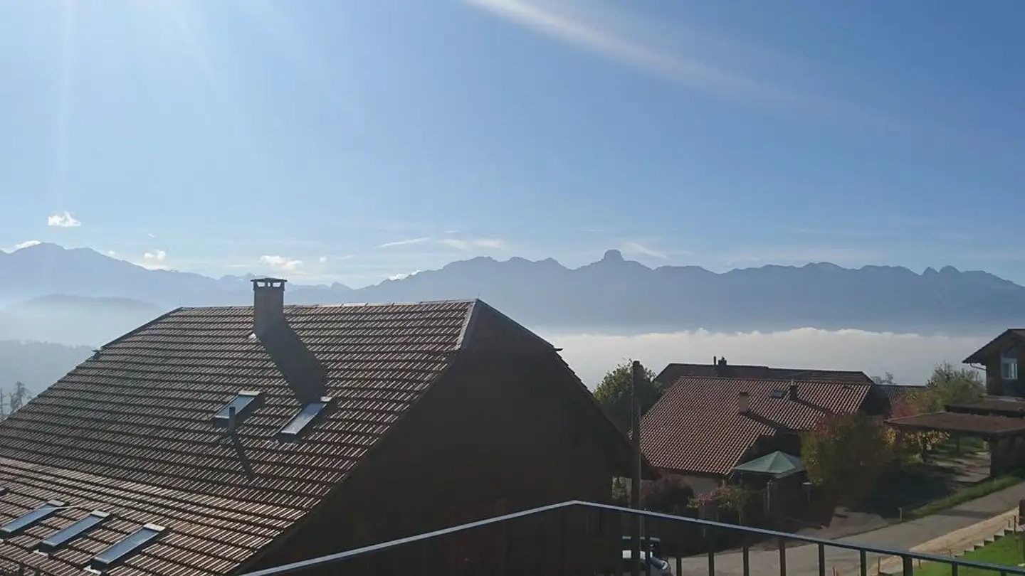 Appartement à louer - Rachholtern 66m, 3617 Fahrni b. Thun