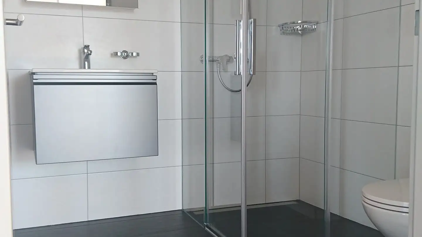 Appartement à louer - Rachholtern 66m, 3617 Fahrni b. Thun - Photo 3