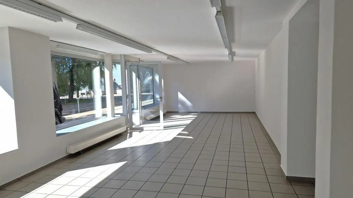 Shop for rent - Gallusstrasse, 9500 Wil SG - Photo 2