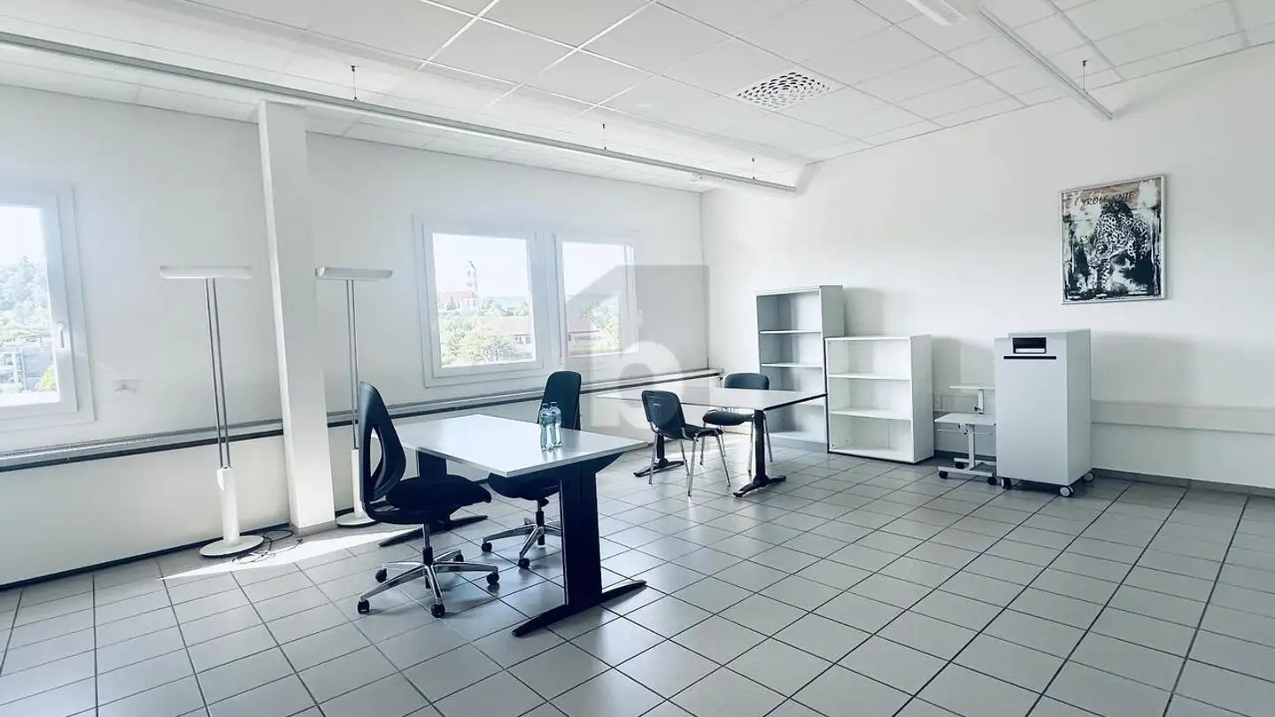 Bureau à louer - 5034 Suhr - Photo 3