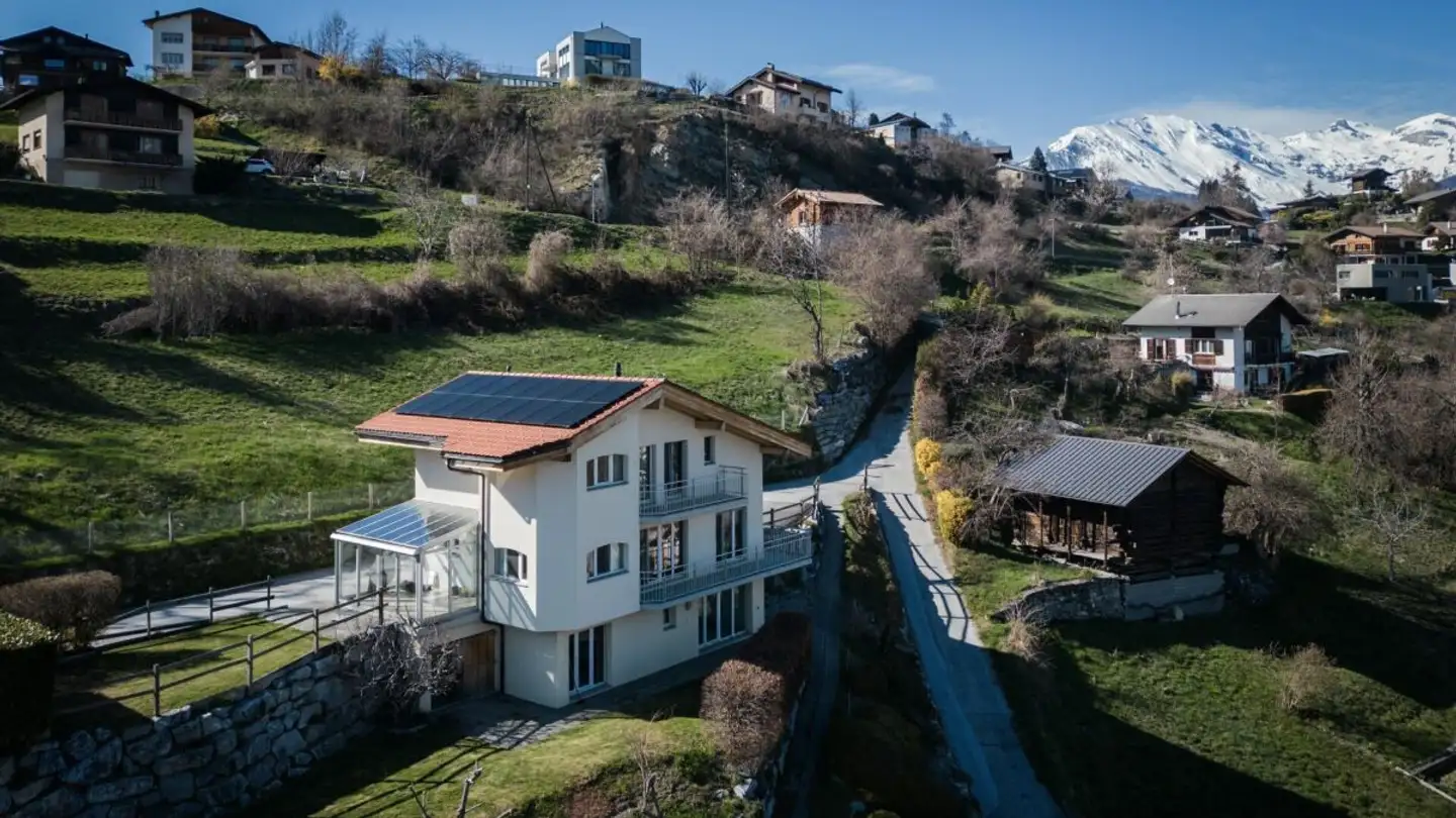 Single house for rent - Chemin De La Plâtrière, 1981 Vex - Photo 2