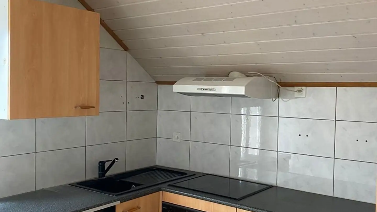 Attic flat for rent - Chemin Des Carrels 1, 2034 Peseux