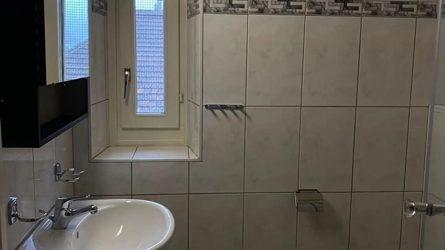 Attic flat for rent - Chemin Des Carrels 1, 2034 Peseux - Photo 2