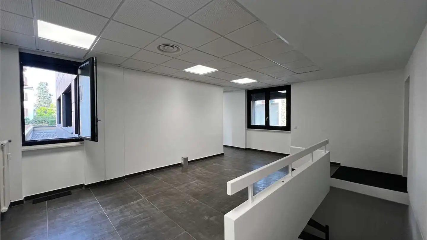 Apartment for rent - Viale Carlo Cattaneo 21, 6900 Lugano - Photo 4
