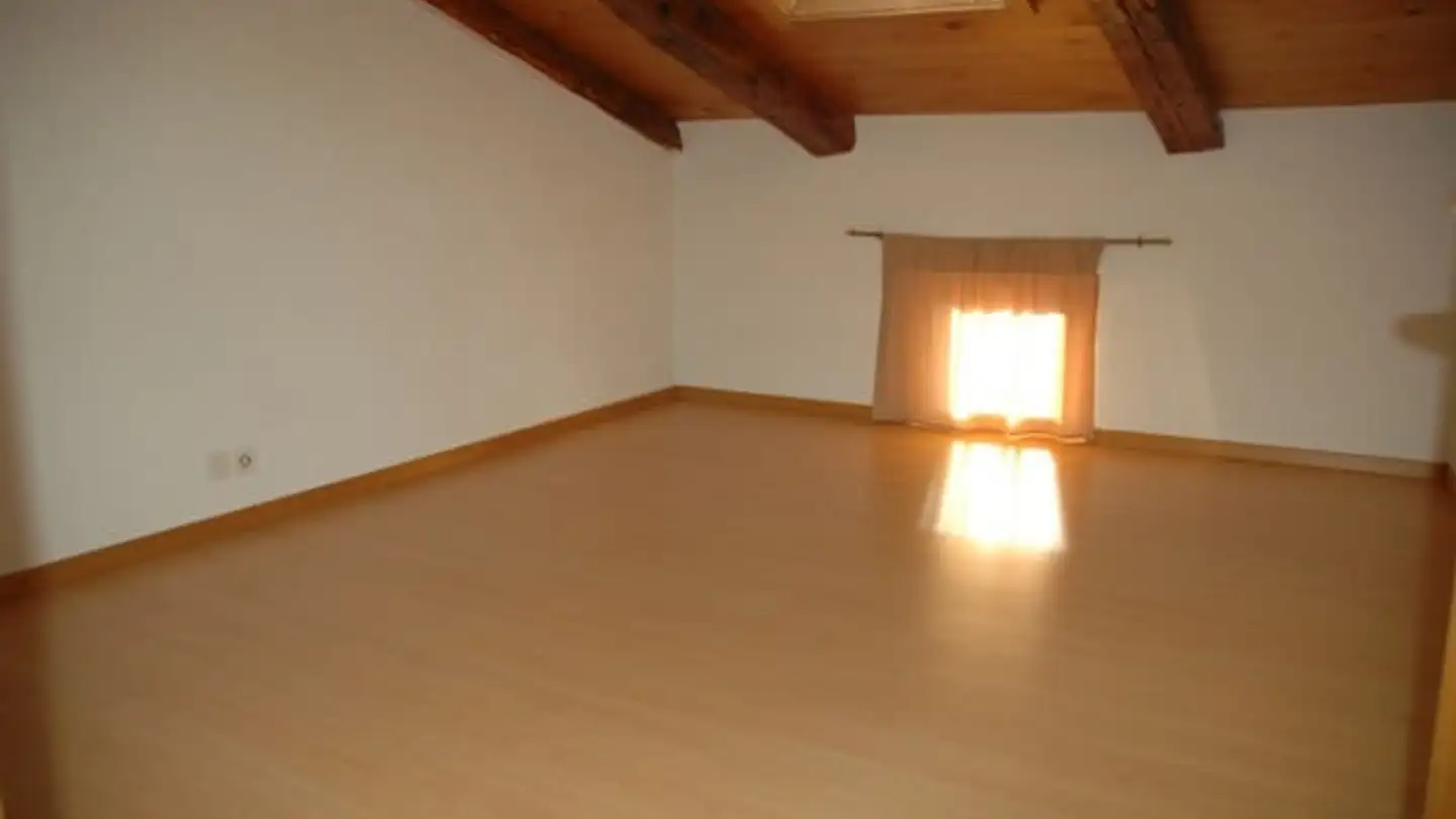 Apartment for sale - 3965 Chippis - Photo 2