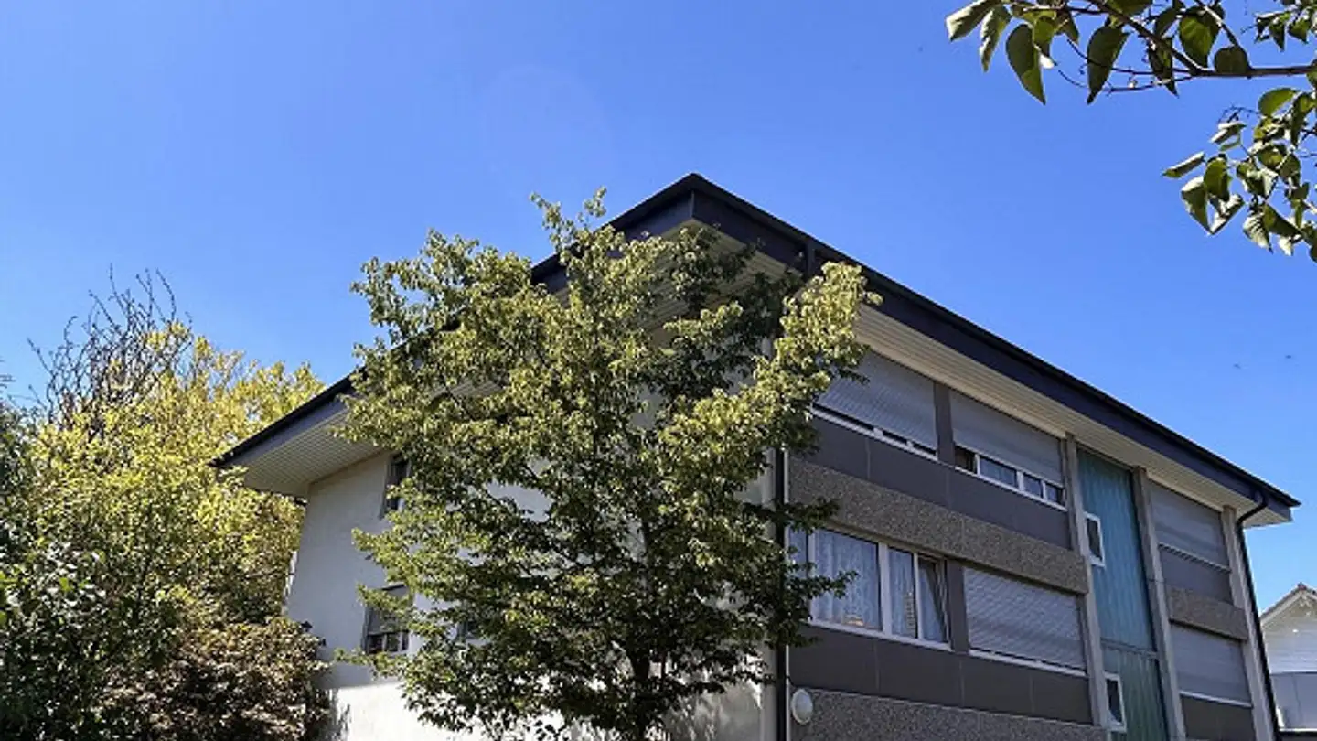 Tiefgaragenstellplatz mieten - Lötschenstrasse 23, 3072 Ostermundigen