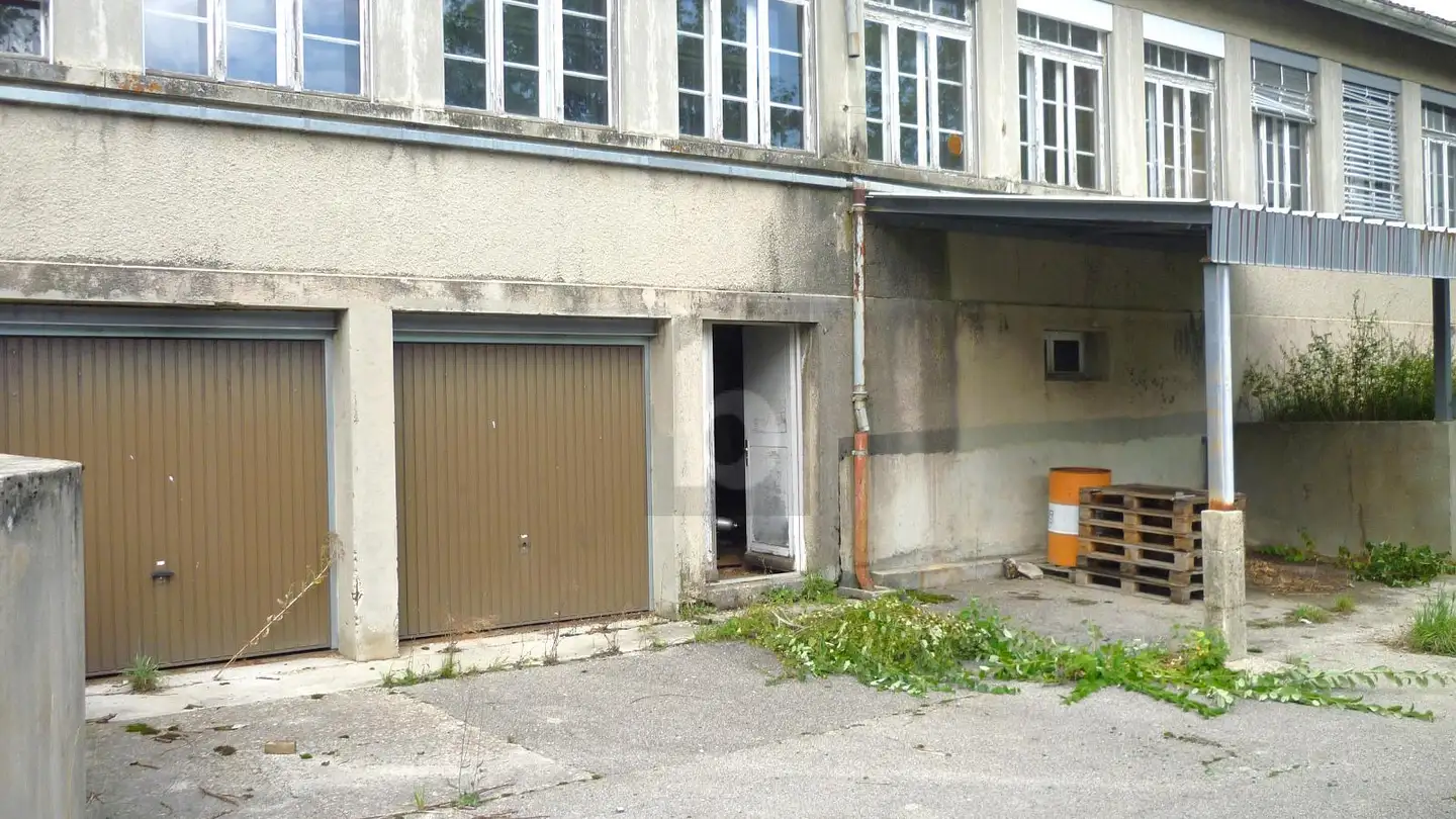 Storage space for rent - 1450 Ste-Croix