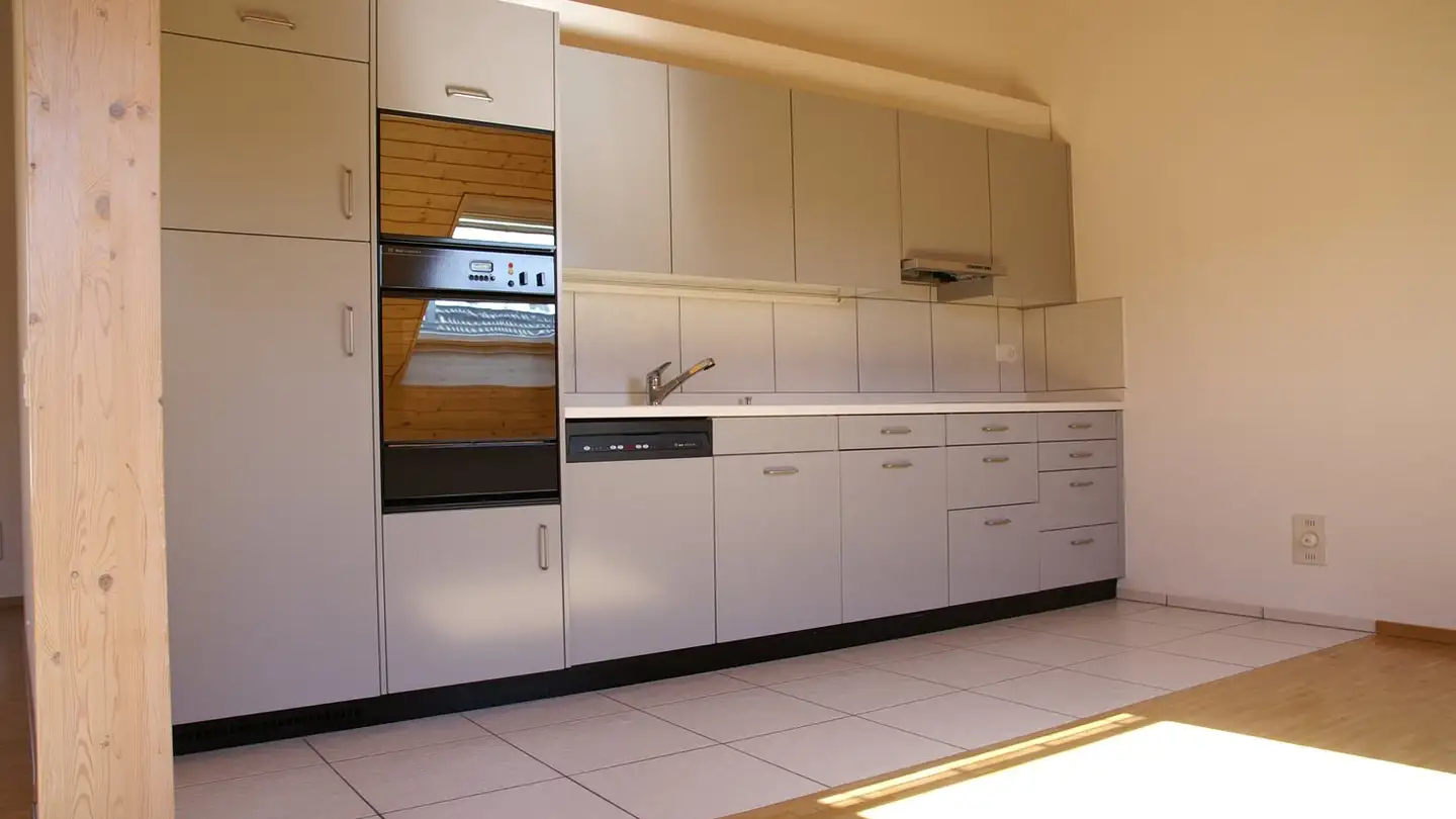 Attique à louer - Bühlstrasse 21, 8125 Zollikerberg - Photo 2