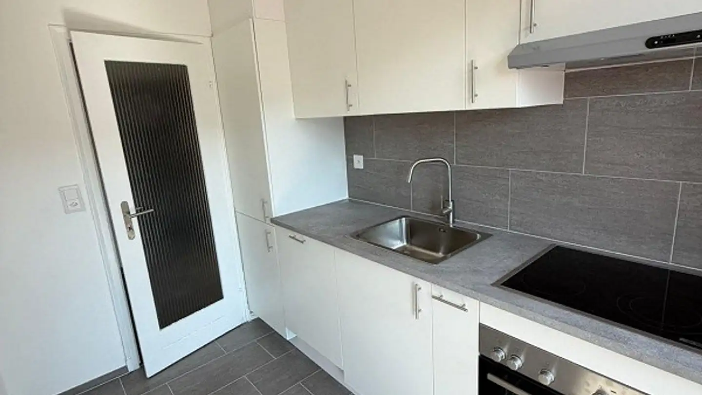 Apartment for rent - Rue Du Centre 5, 1030 Bussigny - Photo 4