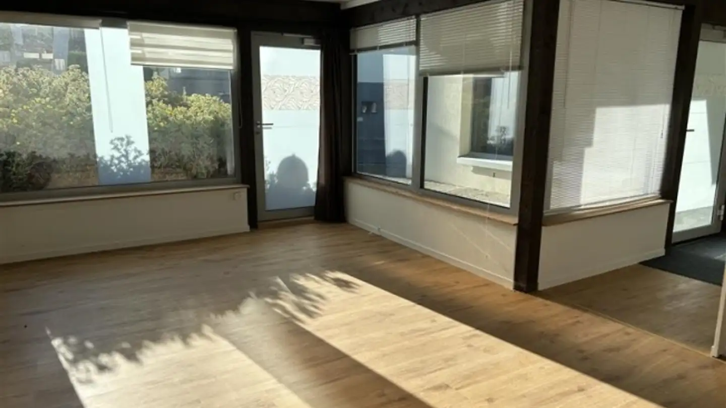 Edificio ad uso misto in affitto - Wollerauerstrasse 49, 8834 Schindellegi - Photo 3