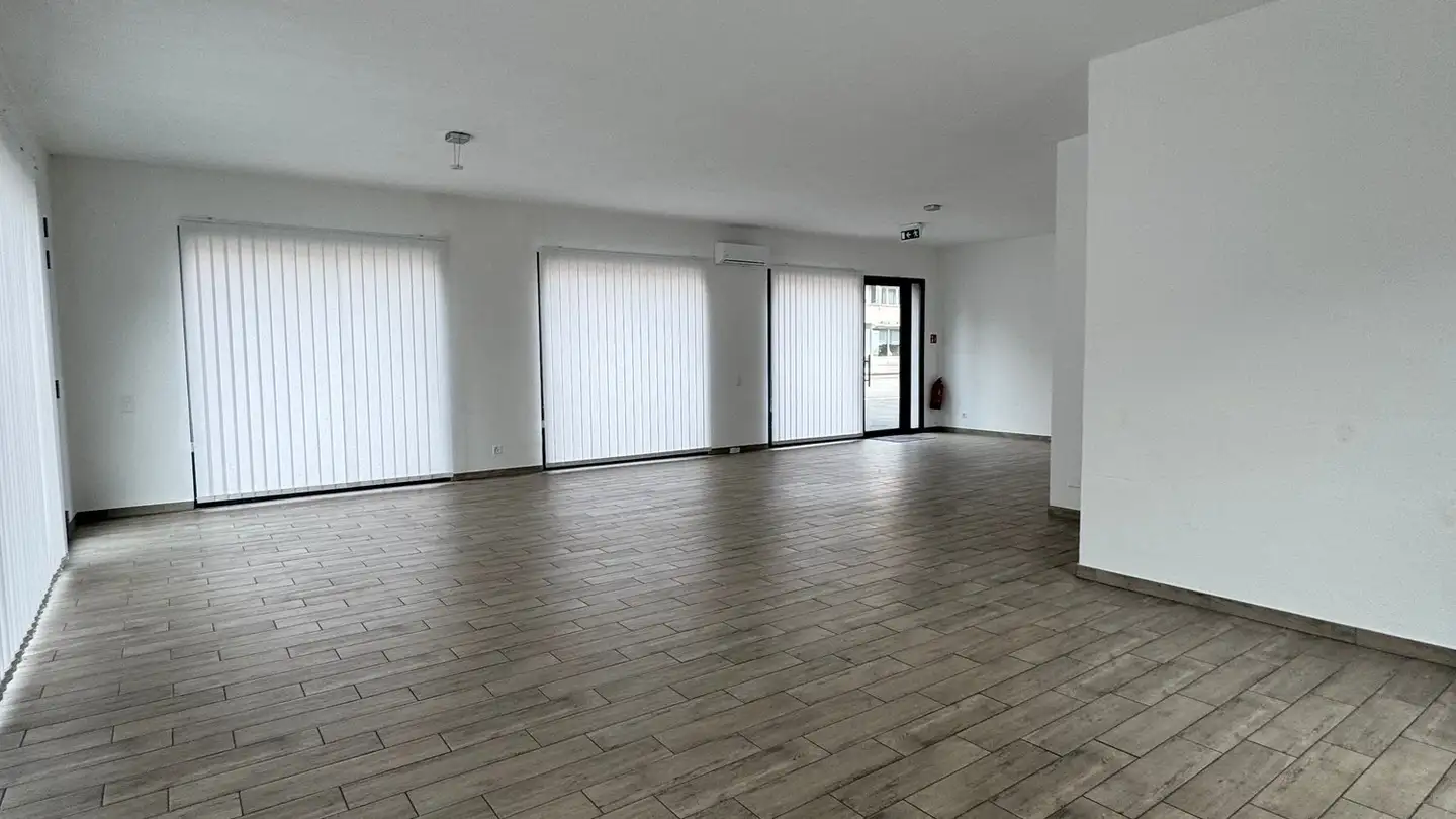 Office space for rent - Via San Gottardo 24, 6500 Bellinzona - Photo 2