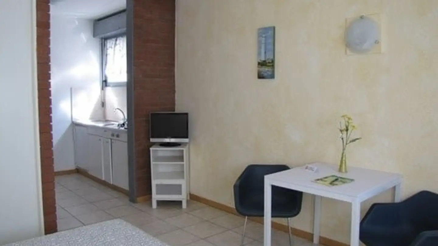 Wohnung mieten - 6830 Chiasso - Foto 2